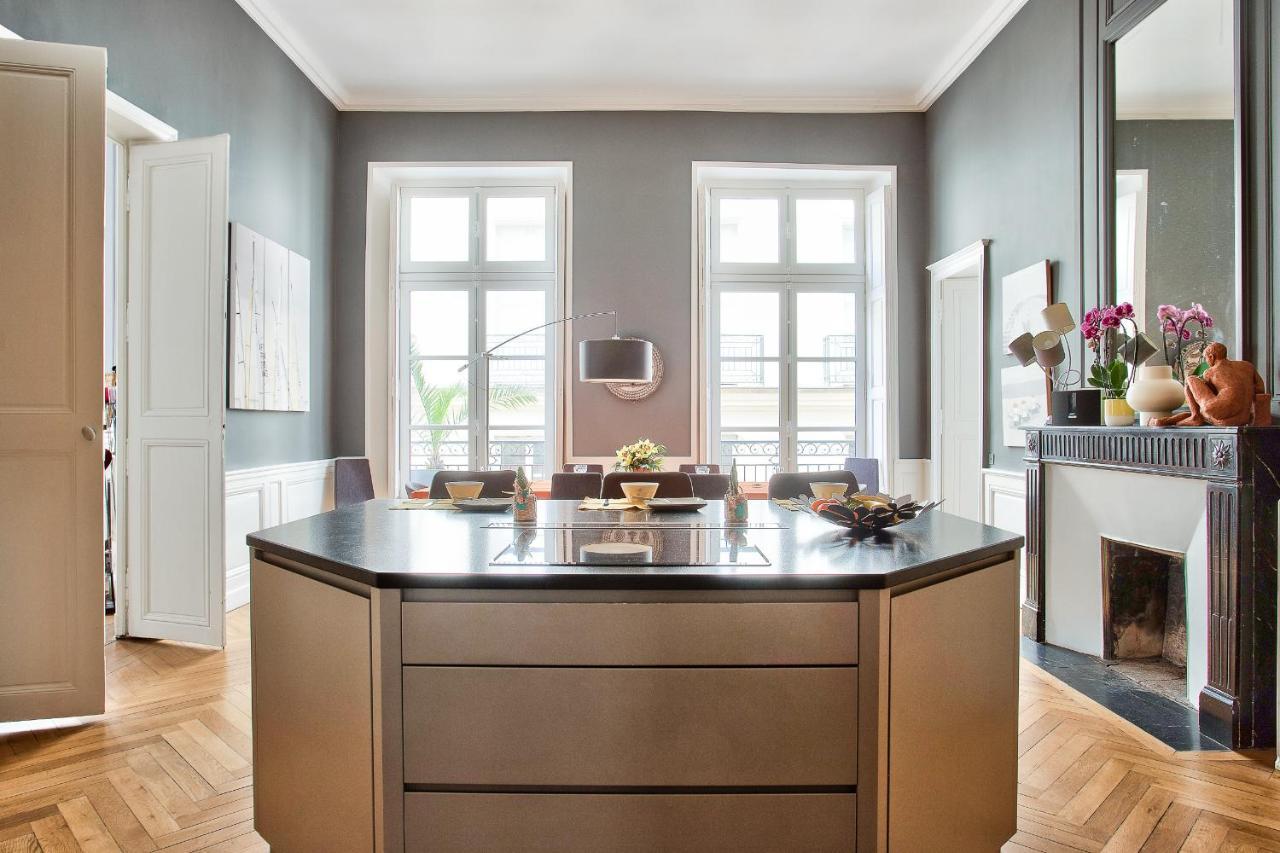 En Plein Centre Ville Appartement D'Exception Nantes Eksteriør billede